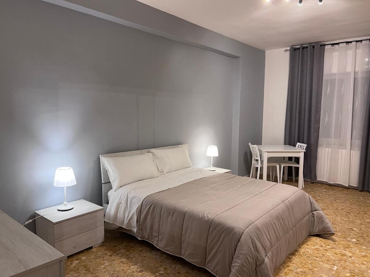 Bed and Breakfast Residenze Unita D'Italia Бари Экстерьер фото